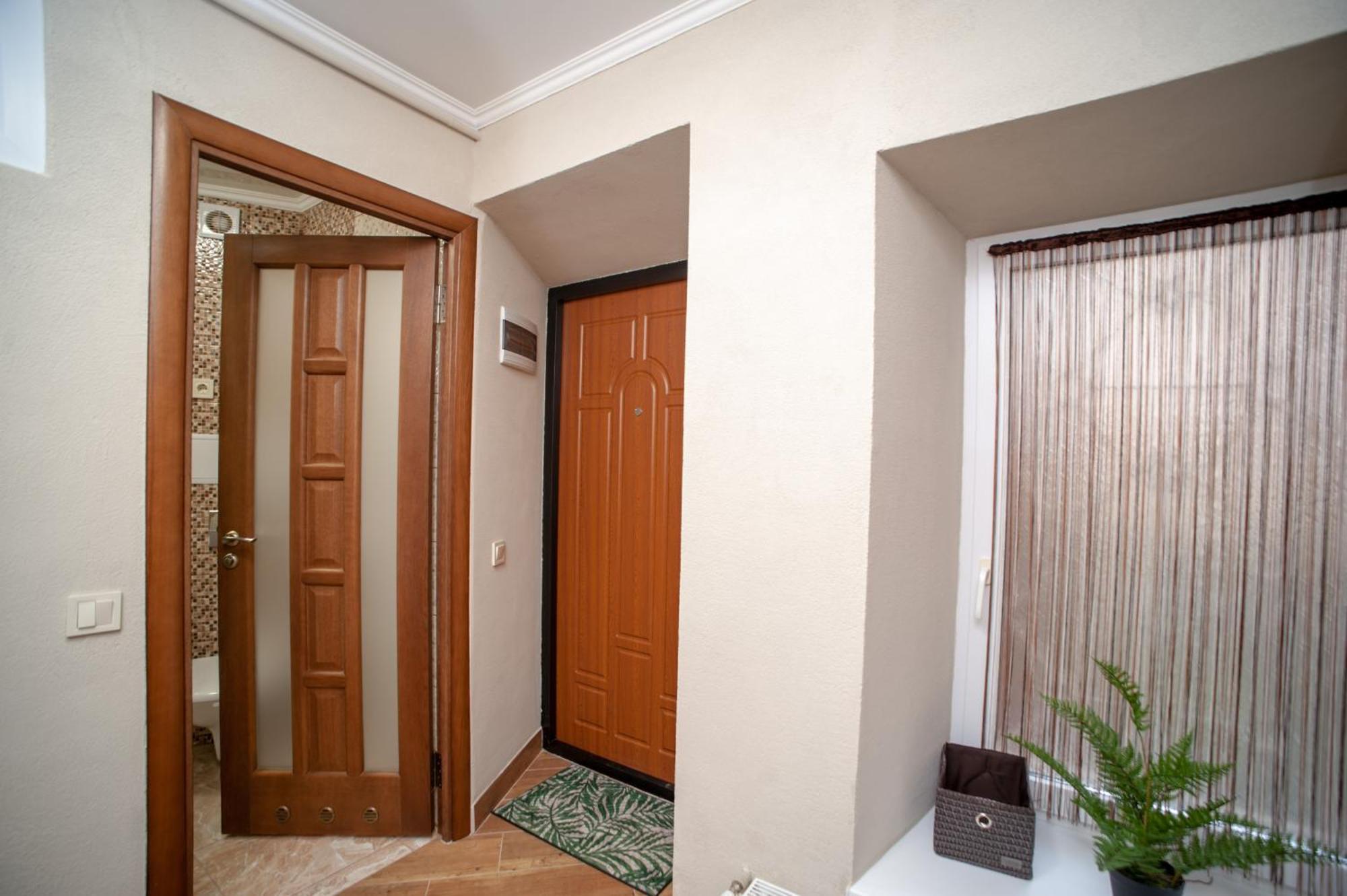 Romantic Suite, 3Mins To Rynok Square Лвив Екстериор снимка