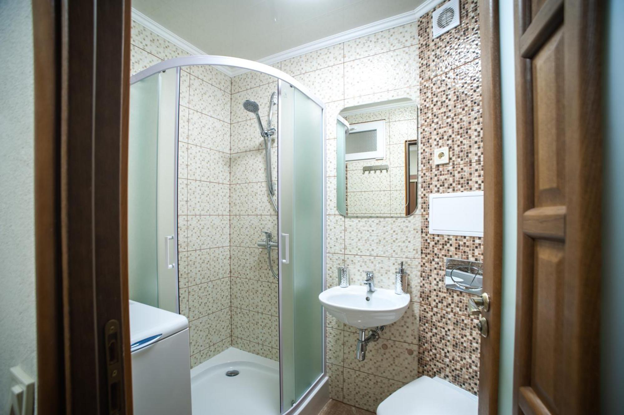 Romantic Suite, 3Mins To Rynok Square Лвив Екстериор снимка